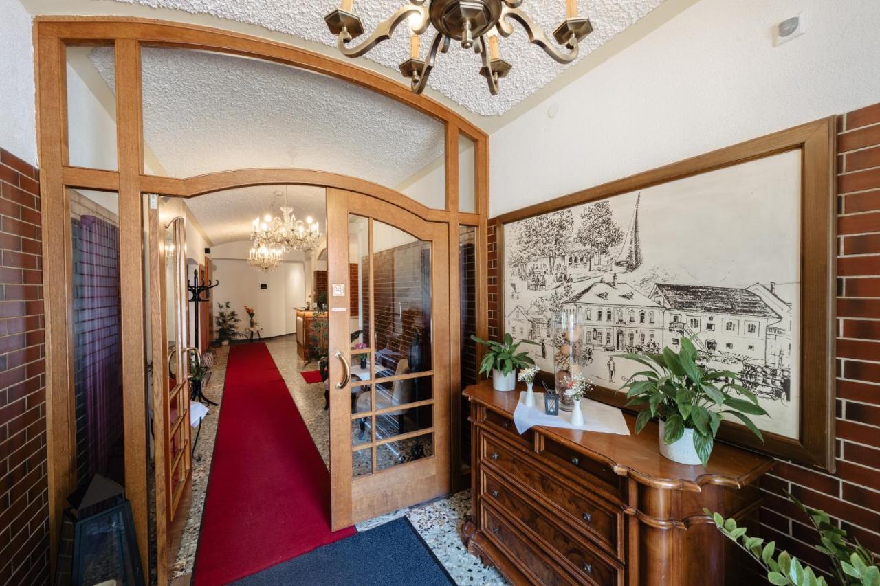 Landhotel Freitag Sankt Paul im Lavanttal Luaran gambar